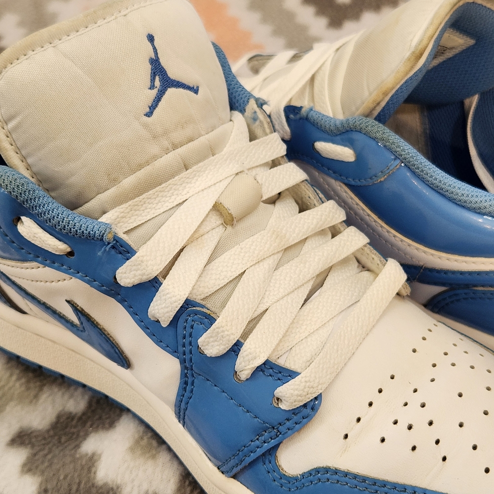 Nike Air Jordan 1 Low - Picture 7 of 10